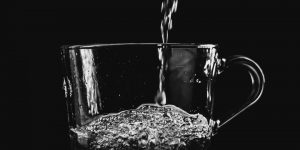 Why You SHould Clean (or Descale) Your Chemex Coffee Maker