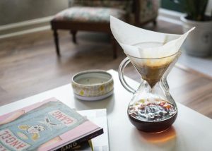 Japanese Style Iced Coffee (POur Over Iced Coffee)